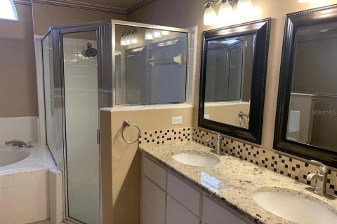 Villa ou maison à louer à Gainesville, Floride: 3 chambres, 170.75 m2 № 2419268 - photo 8