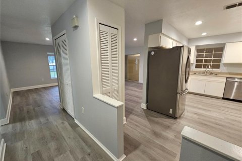 Casa en venta en Land O' Lakes, Florida, 3 dormitorios, 135.27 m2 № 2238570 - foto 3