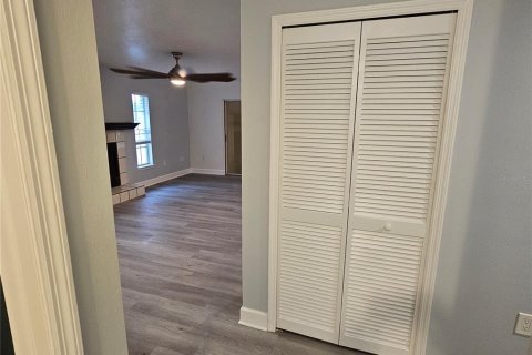 Casa en venta en Land O' Lakes, Florida, 3 dormitorios, 135.27 m2 № 2238570 - foto 8