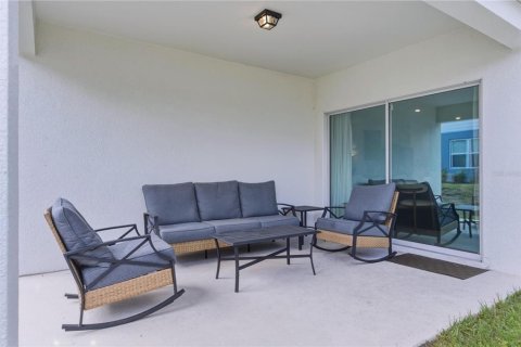 Casa en venta en Davenport, Florida, 4 dormitorios, 142.23 m2 № 2148861 - foto 21