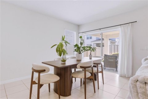 Casa en venta en Davenport, Florida, 4 dormitorios, 142.23 m2 № 2148861 - foto 7