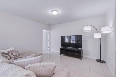 Casa en venta en Davenport, Florida, 4 dormitorios, 142.23 m2 № 2148861 - foto 11