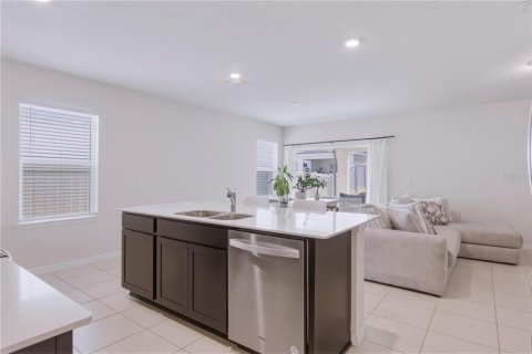 Casa en venta en Davenport, Florida, 4 dormitorios, 142.23 m2 № 2148861 - foto 4