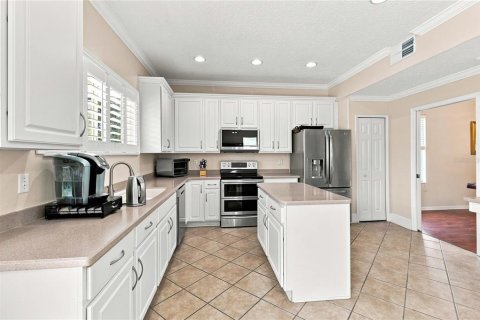Casa en venta en Kissimmee, Florida, 4 dormitorios, 385.17 m2 № 2358643 - foto 12