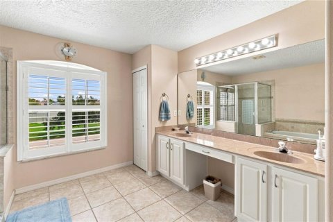 Casa en venta en Kissimmee, Florida, 4 dormitorios, 385.17 m2 № 2358643 - foto 30