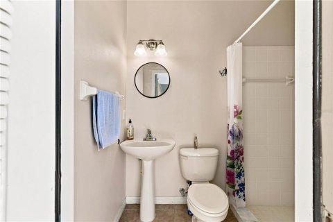 Casa en venta en Kissimmee, Florida, 4 dormitorios, 385.17 m2 № 2358643 - foto 19