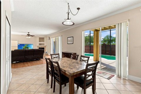 Casa en venta en Kissimmee, Florida, 4 dormitorios, 385.17 m2 № 2358643 - foto 14