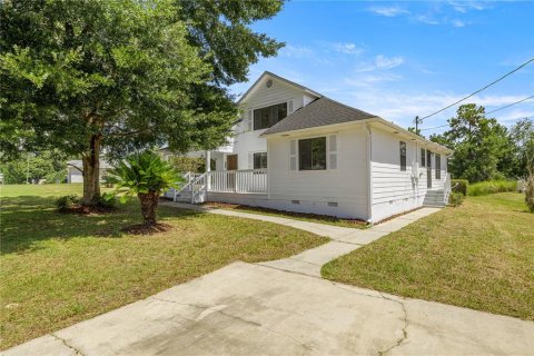 Casa en venta en Ocala, Florida, 3 dormitorios, 192.31 m2 № 1909659 - foto 1