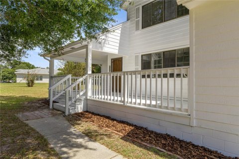 Casa en venta en Ocala, Florida, 3 dormitorios, 192.31 m2 № 1909659 - foto 3