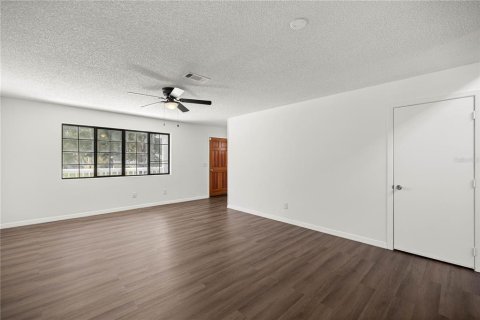 Casa en venta en Ocala, Florida, 3 dormitorios, 192.31 m2 № 1909659 - foto 5