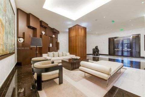 Copropriété à vendre à Miami, Floride: 3 chambres, 283.82 m2 № 1860240 - photo 16