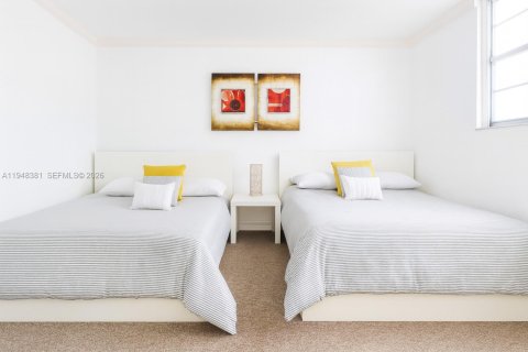 Снять в аренду кондоминиум в Холливуд, Флорида 2 спальни, 109.44м2, № 2005059 - фото 9