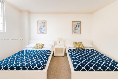 Снять в аренду кондоминиум в Холливуд, Флорида 2 спальни, 109.44м2, № 2005059 - фото 15