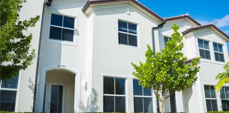 Таунхаус в Хомстед, Флорида 4 спальни, 173.91м2 № 2033375