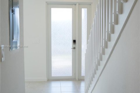 Купить таунхаус в Хомстед, Флорида 4 спальни, 173.91м2, № 2033375 - фото 12