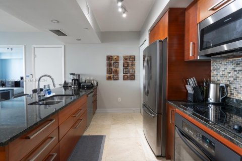 Снять в аренду кондоминиум в Халландейл-Бич, Флорида 2 спальни, 124.21м2, № 2034347 - фото 29