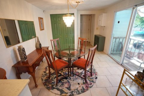Casa en venta en Saint Petersburg, Florida, 2 dormitorios, 75.72 m2 № 2387702 - foto 17