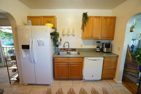 Casa en venta en Saint Petersburg, Florida, 2 dormitorios, 75.72 m2 № 2387702 - foto 13