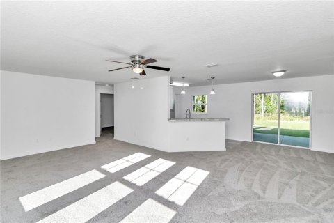 House in Ocala, Florida 3 bedrooms, 125.23 sq.m. № 1849492 - photo 2