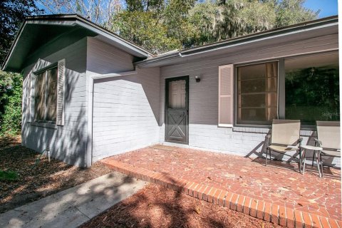 House in Gainesville, Florida 5 bedrooms, 246.47 sq.m. № 2117093 - photo 2