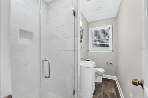 House in Gainesville, Florida 5 bedrooms, 246.47 sq.m. № 2117093 - photo 20