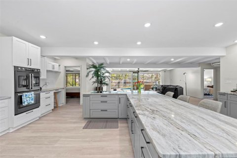 Villa ou maison à vendre à Bradenton, Floride: 3 chambres, 227.61 m2 № 1566129 - photo 18