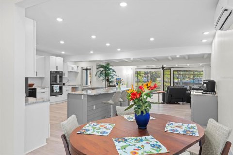 Villa ou maison à vendre à Bradenton, Floride: 3 chambres, 227.61 m2 № 1566129 - photo 9