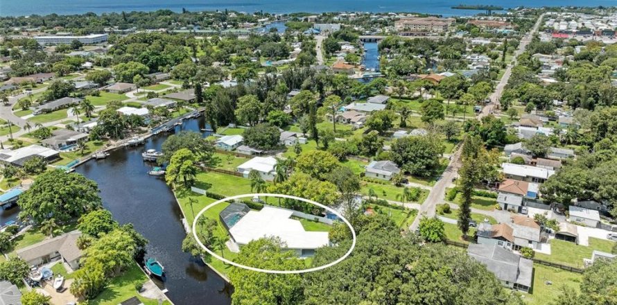 Villa ou maison à Bradenton, Floride 3 chambres, 227.61 m2 № 1566129