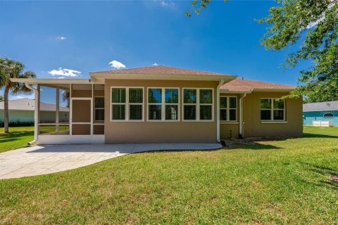 House in Port Orange, Florida 3 bedrooms, 155.89 sq.m. № 1639704 - photo 30