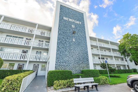 Condo in Deerfield Beach, Florida, 1 bedroom  № 2182833 - photo 14