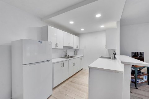 Condo in Deerfield Beach, Florida, 1 bedroom  № 2182833 - photo 6