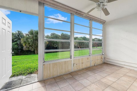 Condo in Deerfield Beach, Florida, 1 bedroom  № 2182833 - photo 11