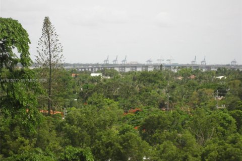 Copropriété à vendre à Miami, Floride: 1 chambre, 85.01 m2 № 2154437 - photo 19