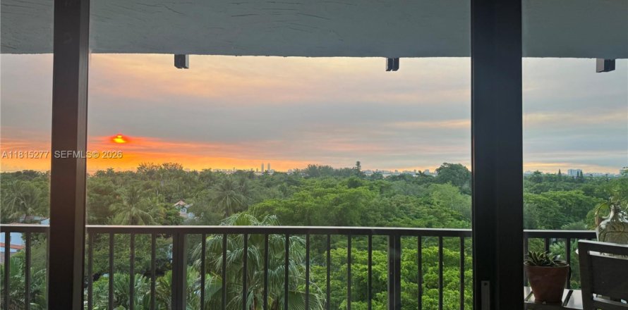 Condo à Miami, Floride, 1 chambre  № 2154437