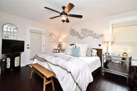 House in Edgewater, Florida 3 bedrooms, 149.76 sq.m. № 2107129 - photo 22