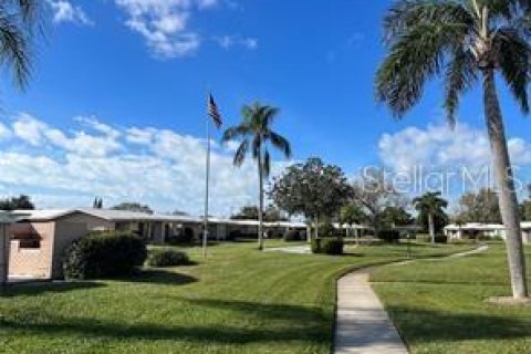 Villa ou maison à louer à Sarasota, Floride: 2 chambres, 168.43 m2 № 2297077 - photo 19