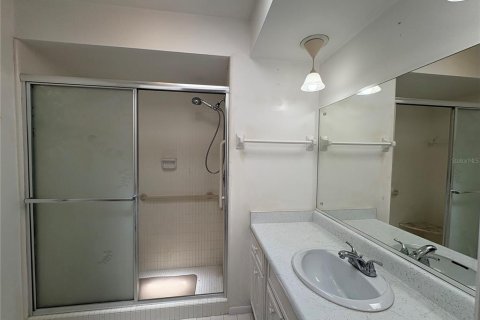 Villa ou maison à louer à Sarasota, Floride: 2 chambres, 168.43 m2 № 2297077 - photo 8