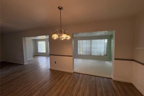 Villa ou maison à louer à Sarasota, Floride: 2 chambres, 168.43 m2 № 2297077 - photo 12