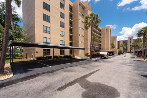 Condo in Clearwater, Florida, 1 bedroom  № 1690634 - photo 28