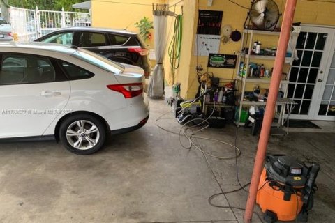 Immobilier commercial à vendre à Hollywood, Floride № 2014536 - photo 10