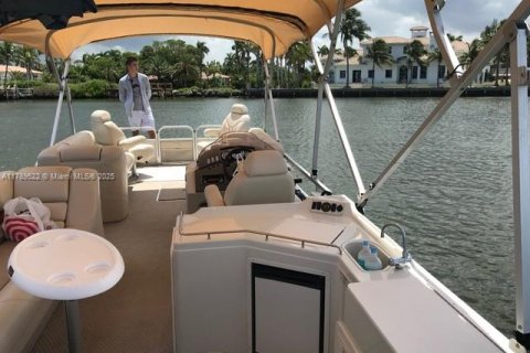 Immobilier commercial à vendre à Hollywood, Floride № 2014536 - photo 15