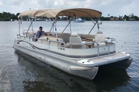 Immobilier commercial à vendre à Hollywood, Floride № 2014536 - photo 14