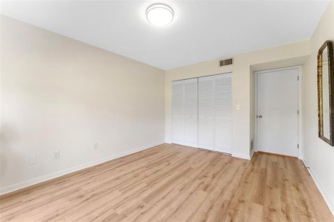 Купить кондоминиум в Клируотер, Флорида 8 комнат, 169.08м2, № 1636867 - фото 22