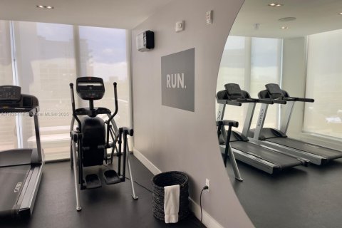 Condo in Miami Beach, Florida, 1 bedroom  № 1794409 - photo 20