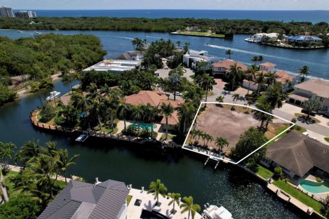 House in Boca Raton, Florida 6 bedrooms, 695.84 sq.m. № 1116908 - photo 1