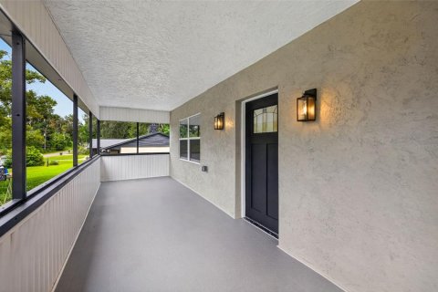 House in Riverview, Florida 4 bedrooms, 214.05 sq.m. № 2400278 - photo 15