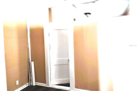 Снять в аренду квартиру в Тампа, Флорида 3 комнаты, 65.03м2, № 2104772 - фото 7