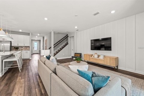 House in Sarasota, Florida 4 bedrooms, 267.84 sq.m. № 2152407 - photo 8