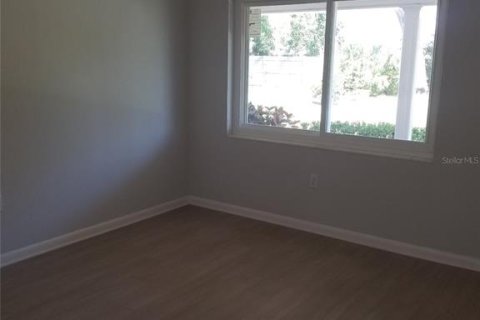 Condo in Winter Haven, Florida, 2 bedrooms  № 1608474 - photo 6