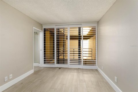 Copropriété à louer à Saint Petersburg, Floride: 2 chambres, 131.46 m2 № 2385587 - photo 26